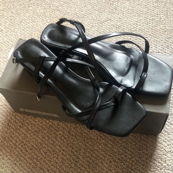 TIJN Kaia black sandals - Picture 9 of 11